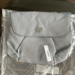 Ivivva purse